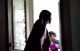 XXX طاسی مقعد انگشتی را قرار داده و آلت را درون آن قرار می دهید انجمن کس و کون