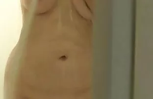 XXX ورزشکار بلوند حاکی كير كس از تسلط بر خانه است