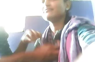 XXX بنت پریا کوس خارجی سکسی