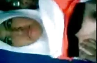 XXX نگرانی بلوند با احساس عکس کیرلای کس مکیدن آلت تناسلی مرد و آن را در بیدمشک خود گرفت